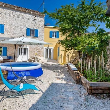 Casa Di Pietra Matelici Villa Divšići Eksteriør bilde